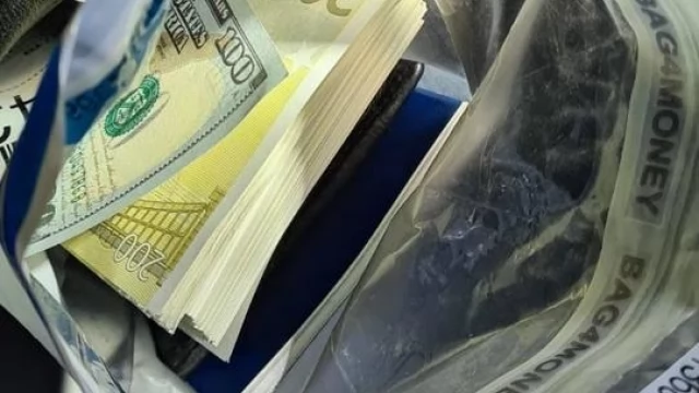 Tczew - Kryminalni zatrzymali obcokrajowca, który przewoził ponad 46 tys. euro. Banknoty były fałszywe