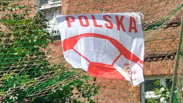 Tczew - Dziś Tczew kibicuje. A Homer już wytypował wynik...