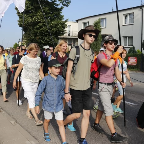 Tczew - Tczewska pielgrzymka wyruszyła na Jasną Górę
