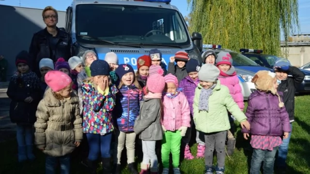 Tczew - Policjantki spotkały się z przedszkolakami 
