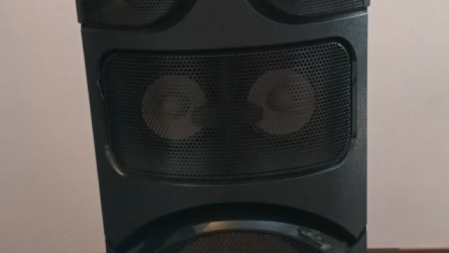 Tczew - SYSTEM NAGŁAŚNIAJĄCY SONY MHC V82 D