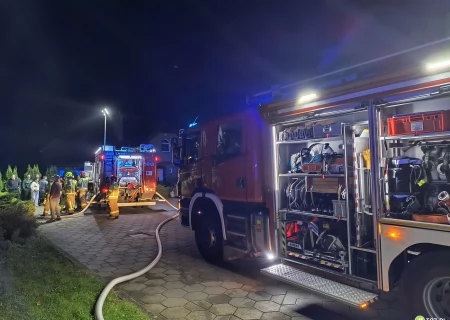 Tczew - Pożar w Rokitkach. W akcji siedem zastępów straży