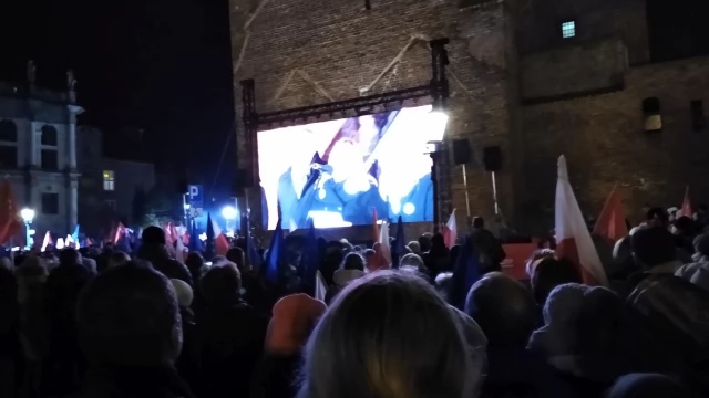 Tczew - Gdańsk wspomina Pawła Adamowicza w pierwszą rocznicę tragedii