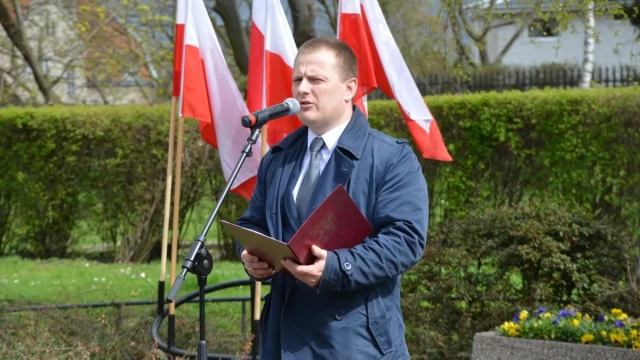 Tczew - Tczewianie pamiętają o ofiarach Katynia 