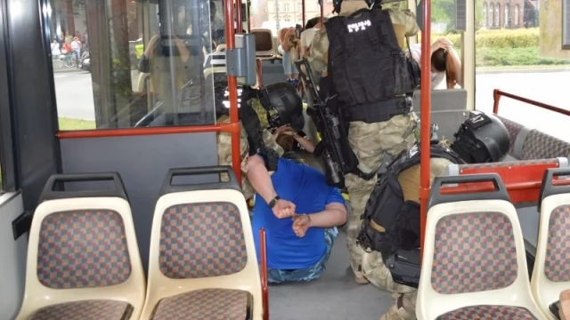 Tczew - Uczyli się, jak reagować na wypadek ataku terrorystycznego