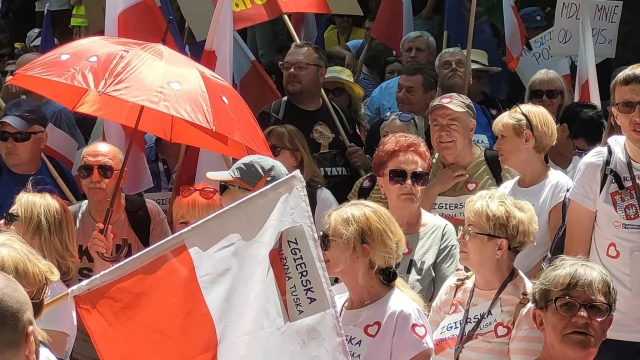 Tczew - Tczewianie na marszu w Warszawie