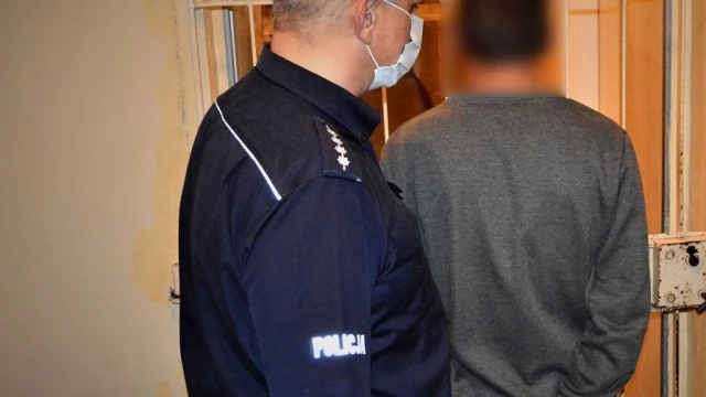 Tczew - Małżewo. Kryminalni zatrzymali dwóch mężczyzn z narkotykami