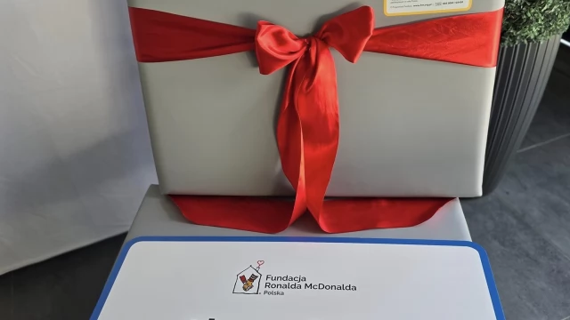 Tczew - Prezent od Fundacji Ronalda McDonalda dla tczewskiego szpitala