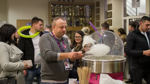 Tczew - 27 Finał WOŚP w Szkole Podstawowej w Dąbrówce. Się działo!
