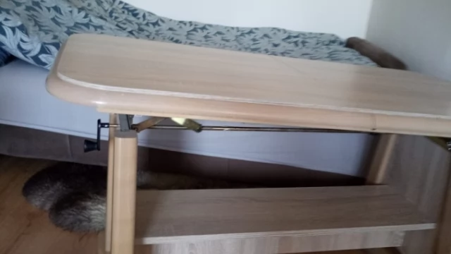 Tczew - Sprzedam tanio stół 200 zł