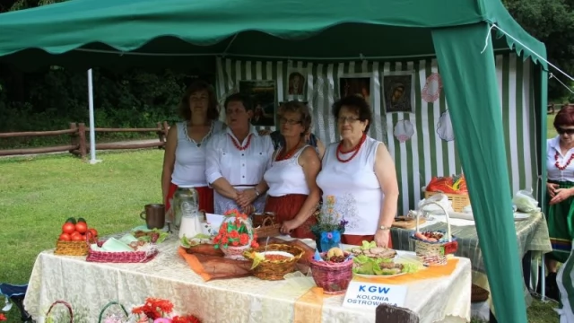 Tczew - Tańce, śpiewy i pyszne potrawy podczas XI Powiatowego Turnieju KGW w Bukowcu