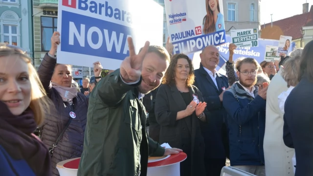 Tczew - Zachęcali kobiety do udziału w wyborach