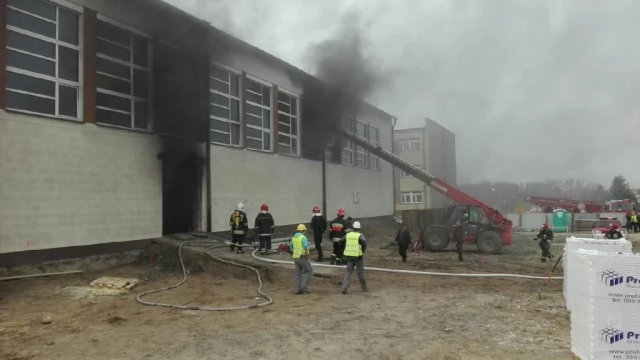 Tczew - Pożar w szkole w Pelplinie
