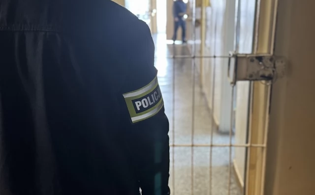 Tczew - Policjantem jest się zawsze - dwóch kryminalnych rozpoznało i zatrzymało poszukiwanego w czasie wolnym od służby