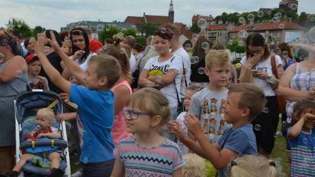 Tczew - Festiwal Baniek Mydlanych nad Wisłą