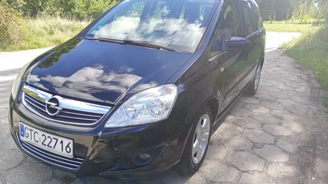 Tczew - Zafira b 1 6 lift benzyna super stan