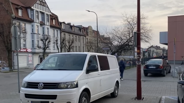 Tczew - Parkowanie na przejściu dla pieszych