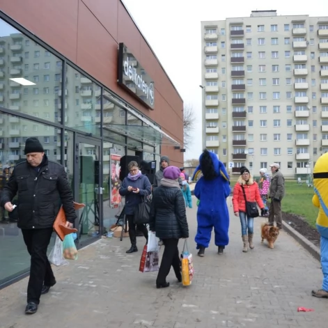 Tczew - Zakończyła się przebudowa minicentrum handlowego na  Suchostrzygach
