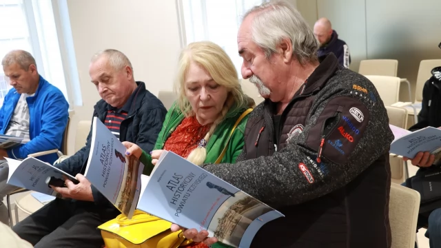 Tczew - Promocja atlasu historycznego w Miejskiej Bibliotece Publicznej w Tczewie
