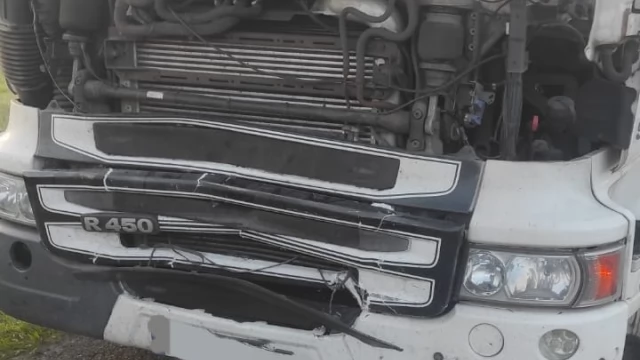 Tczew - Wypadek na A1. Ciężarówka najechała na osobowe auto