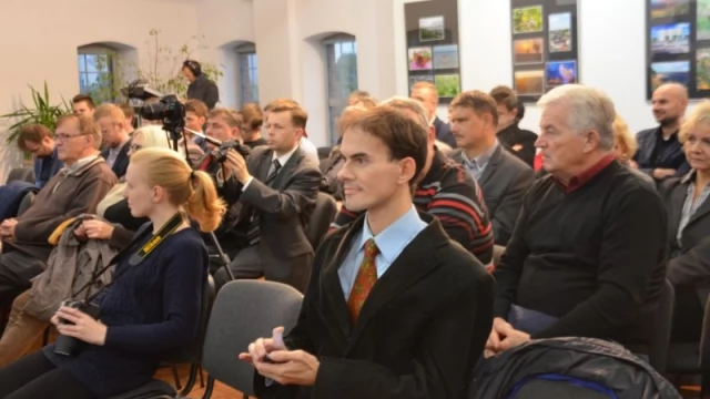 Tczew - Hojarska, Pomaska, Smoliński, Bauć... W Fabryce Sztuk gorący przedwyborczy nastrój