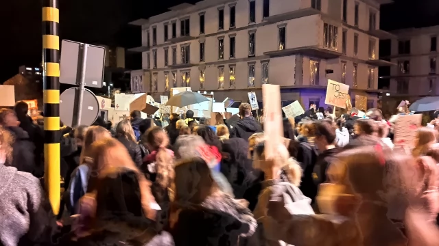 Tczew - Protesty ws. aborcji nie ustają. "Wybaczcie utrudnienia, Tczew ma rząd do obalenia" [FILM]