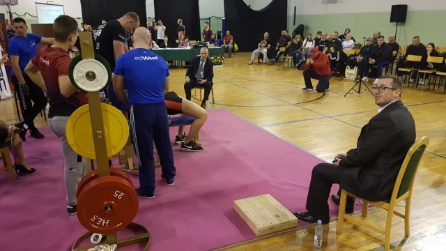 Tczew - "Pojechali i pozamiatali". Świetna inauguracja sezonu dla zawodników TCSiR w Tczewie