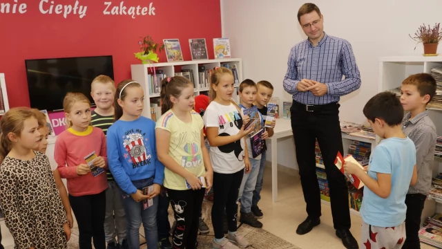 Tczew - Miłośnicy książek spotkali się ze znanym autorem literatury dziecięcej