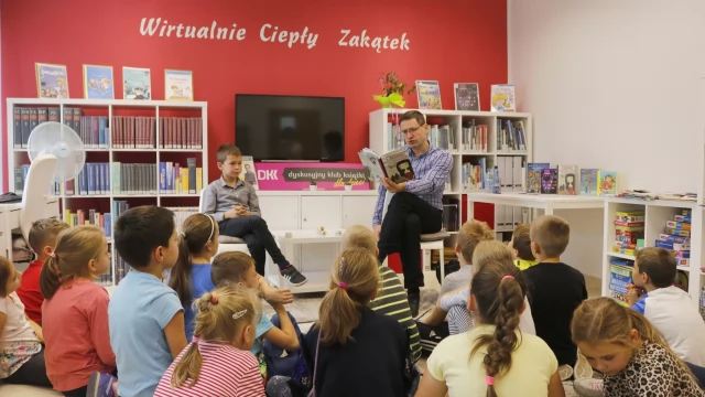 Tczew - Miłośnicy książek spotkali się ze znanym autorem literatury dziecięcej