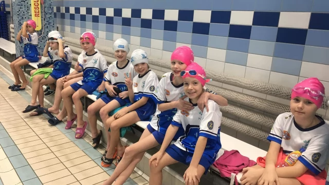 Tczew - Zawody młodziutkich pływaków Szkoły Sportowej w Tczewie "MIKOŁAJ '2023"