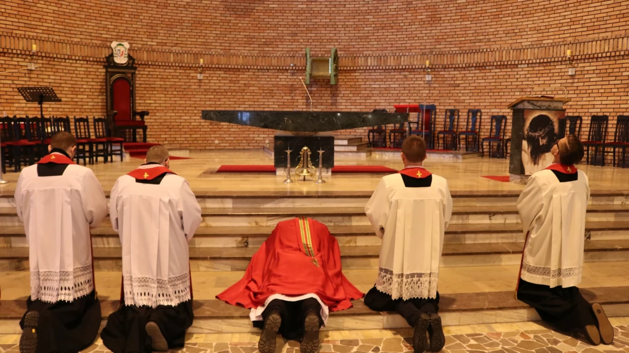 Tczew - Wielki Piątek w kościele NMP Matki Kościoła