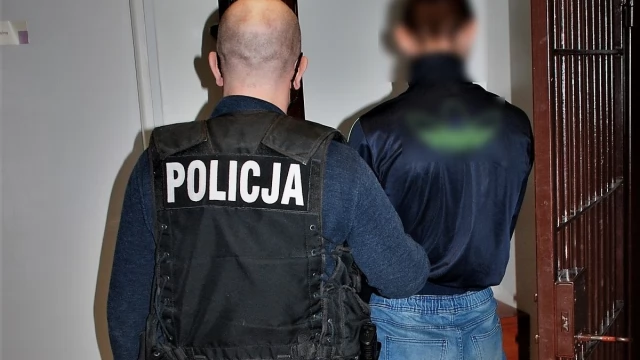 Tczew - Czterej mężczyźni odpowiedzą za włamania
