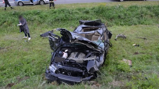 Tczew - Policjanci wyjaśniają okoliczności tragedii na A1