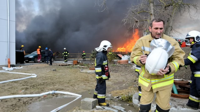 Tczew - Poważny pożar w Zajączkowie Tczewskim. Kilkanaście zastępów straży na miejscu