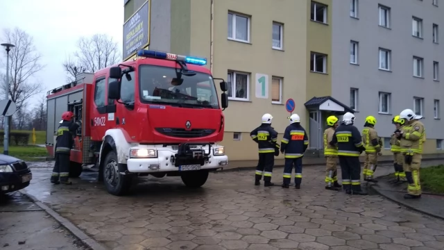 Tczew - Ul. Jedności Narodu. Mieszkańcy wyczuli woń gazu