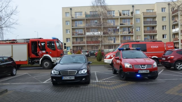 Tczew - 500 uczniów ewakuowanych z "Ekonomika". Ktoś rozpylił nieznaną substancję. Akcja również w SP1 [AKTUALIZACJA]