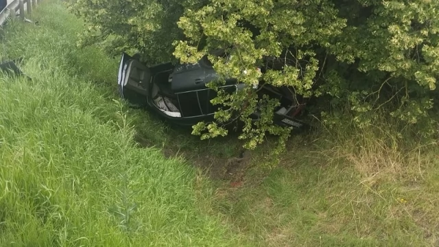 Tczew - Wypadek w Gniszewie. Kierowca VW nie dostosował prędkości do warunków na drodze
