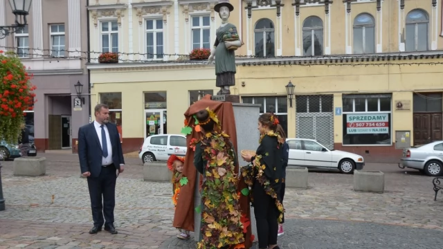 Tczew - Przedszkolaki z Tczewa powitały jesień