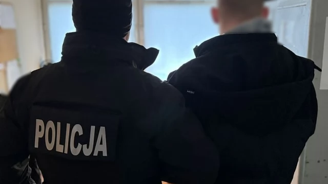 Tczew - Ogólnopolska akcja Policji. Tczewscy funkcjonariusze zatrzymali 10 osób ukrywających się przed wymiarem sprawiedliwości