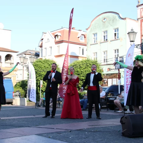 Tczew - "Operetka na WYNOS!" na placu Hallera
