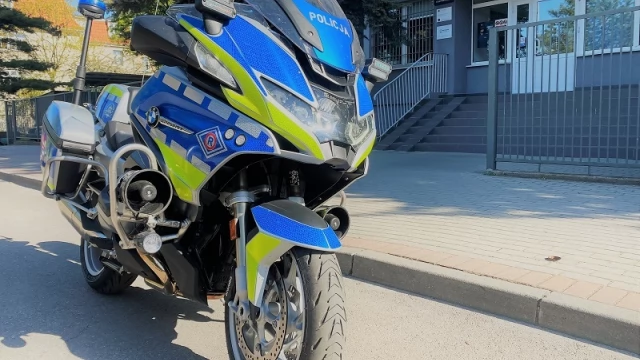 Tczew - Drżyjcie piraci! Policjanci mają nowy motocykl BMW
