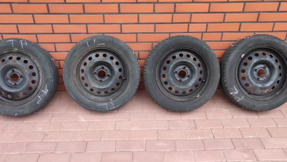 Tczew - Opony na felgach stalowych/ koła 175/60/15