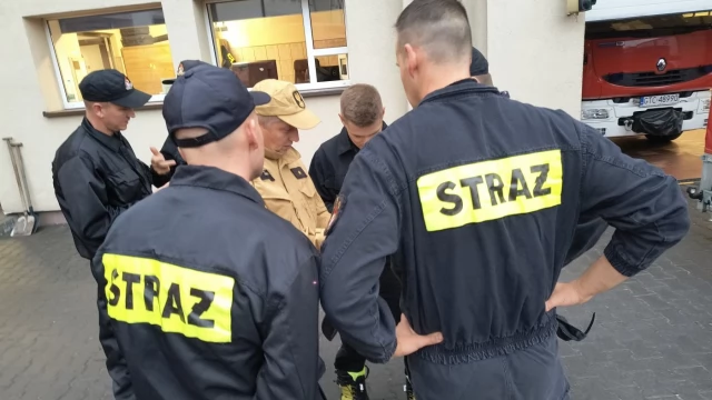 Tczew - Strażacy z Pomorza jadą walczyć z powodzią na południu kraju