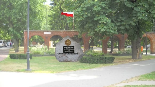 Tczew - Na placu przed ratuszem upamiętnią marszałka - 6. sierpnia uroczystości