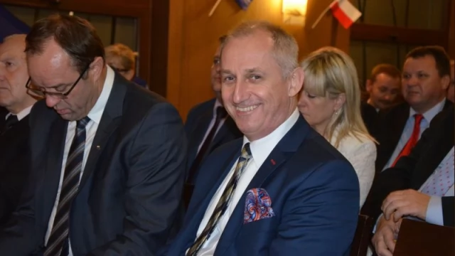 Tczew - W rytm "Jeszcze będzie przepięknie" i w asyście rycerzy - konwencja PO