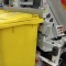 Tczew - ZUK rozbudowuje niskoemisyjną flotę. Śmieciarka na gaz CNG na ulicach Tczewa