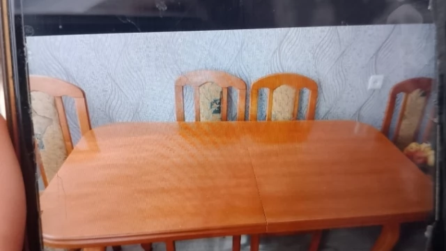 Tczew - Stół z krzesłami i szafka pod telewizor