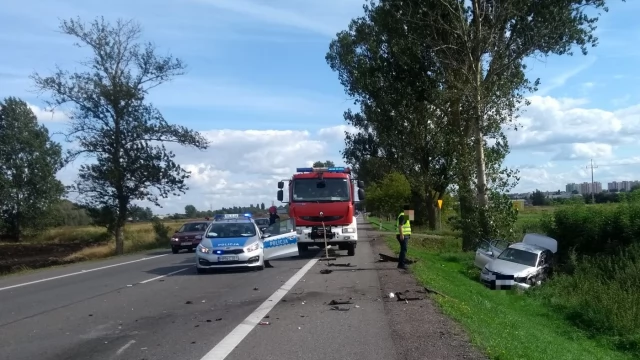 Tczew - Wypadek na pograniczu Tczewa i Zajączkowa. Jedna osoba zakleszczona