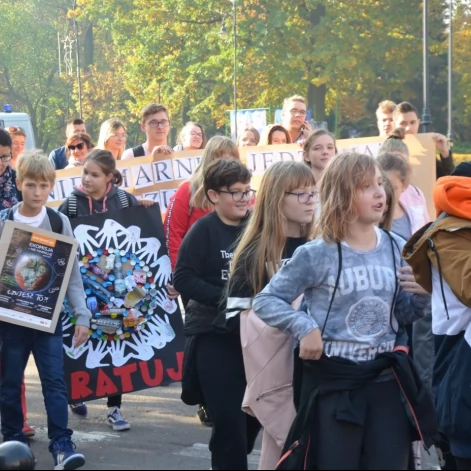 Tczew - Manifest przeciwko marnowaniu jedzenia w Tczewie