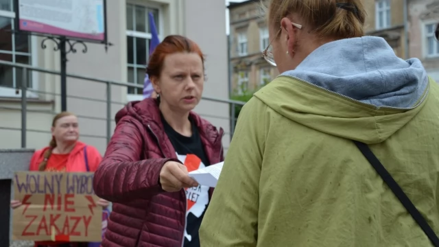 Tczew - "Ani jednej więcej". Demonstracja Strajku Kobiet w Tczewie